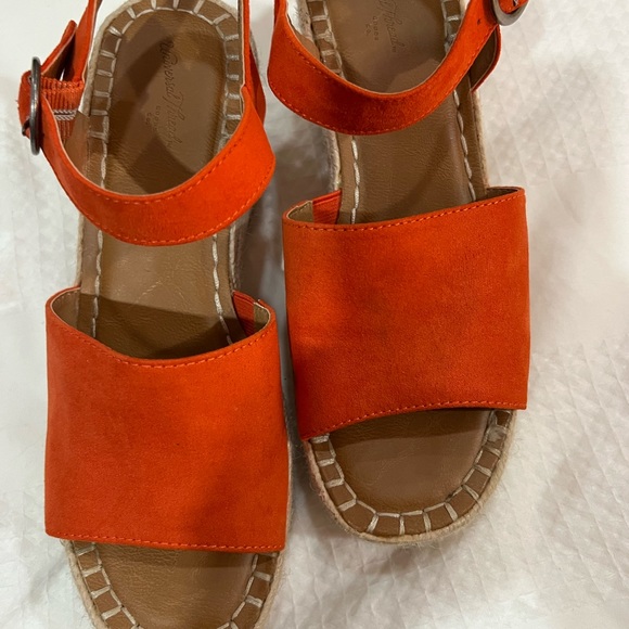 Universal Thread Sandals Womens - Picture 6 of 7